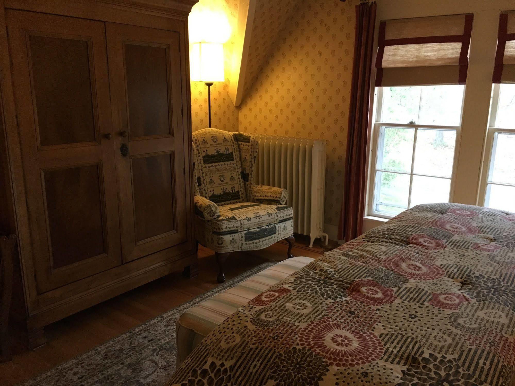 Dreamhouse Country Inn Bristol Esterno foto